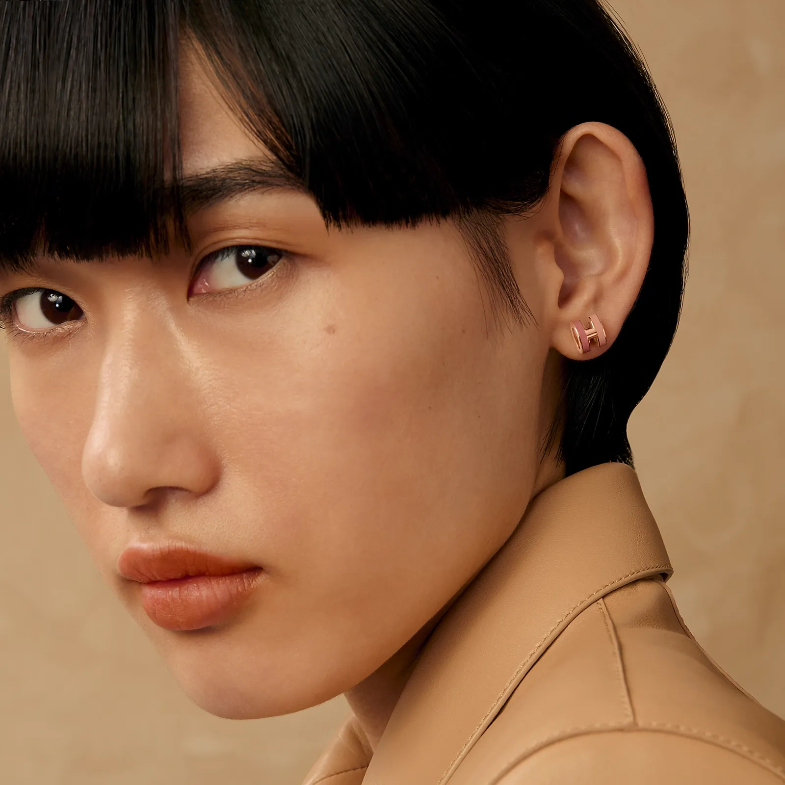 Hermès愛馬仕Mini Pop H Rocabar 耳環。(資料來源：Hermès官方網站)