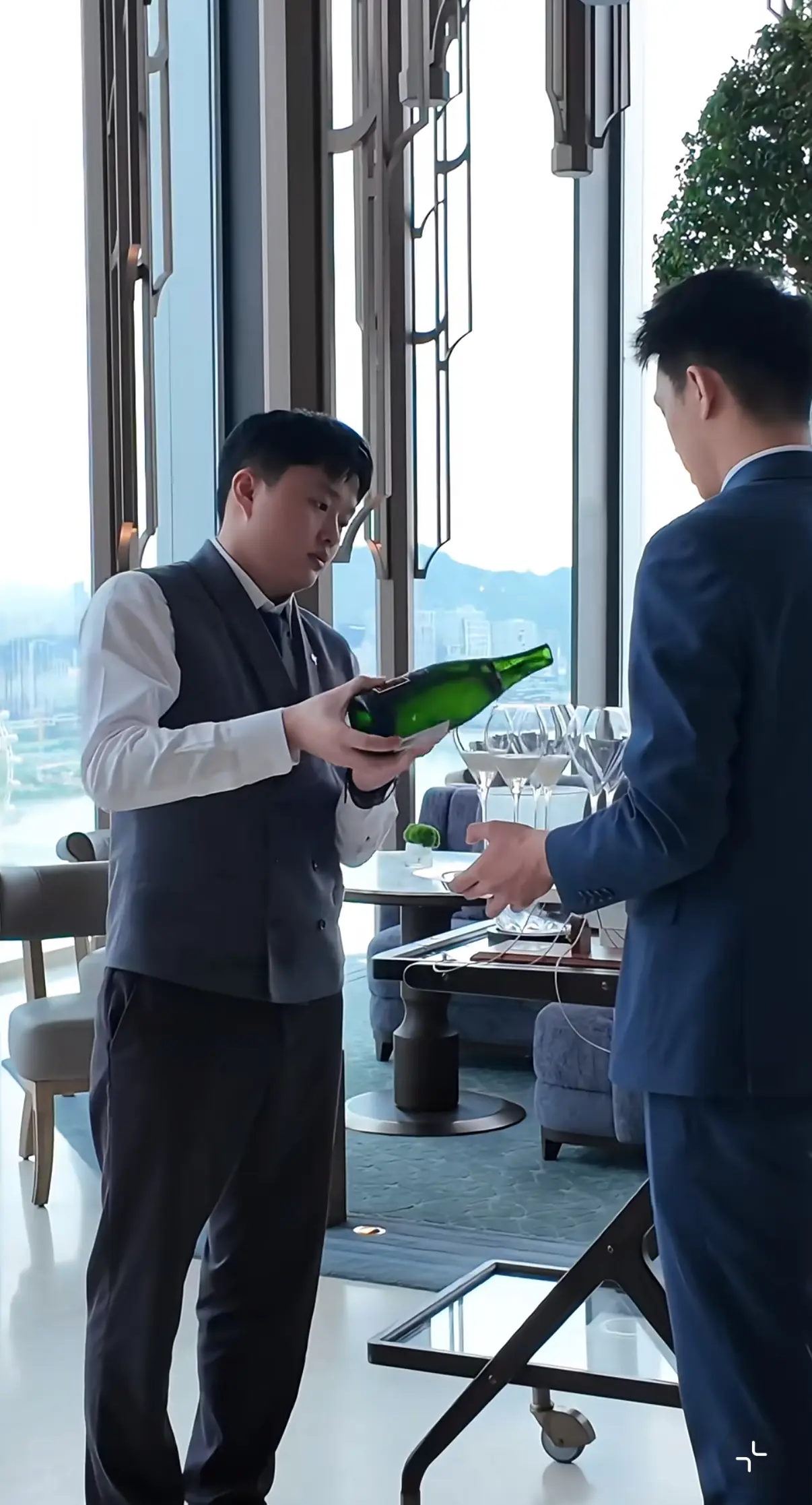 北上攻略|2025新開深圳瑞吉St. Regis酒店＋套票筍料攻略！