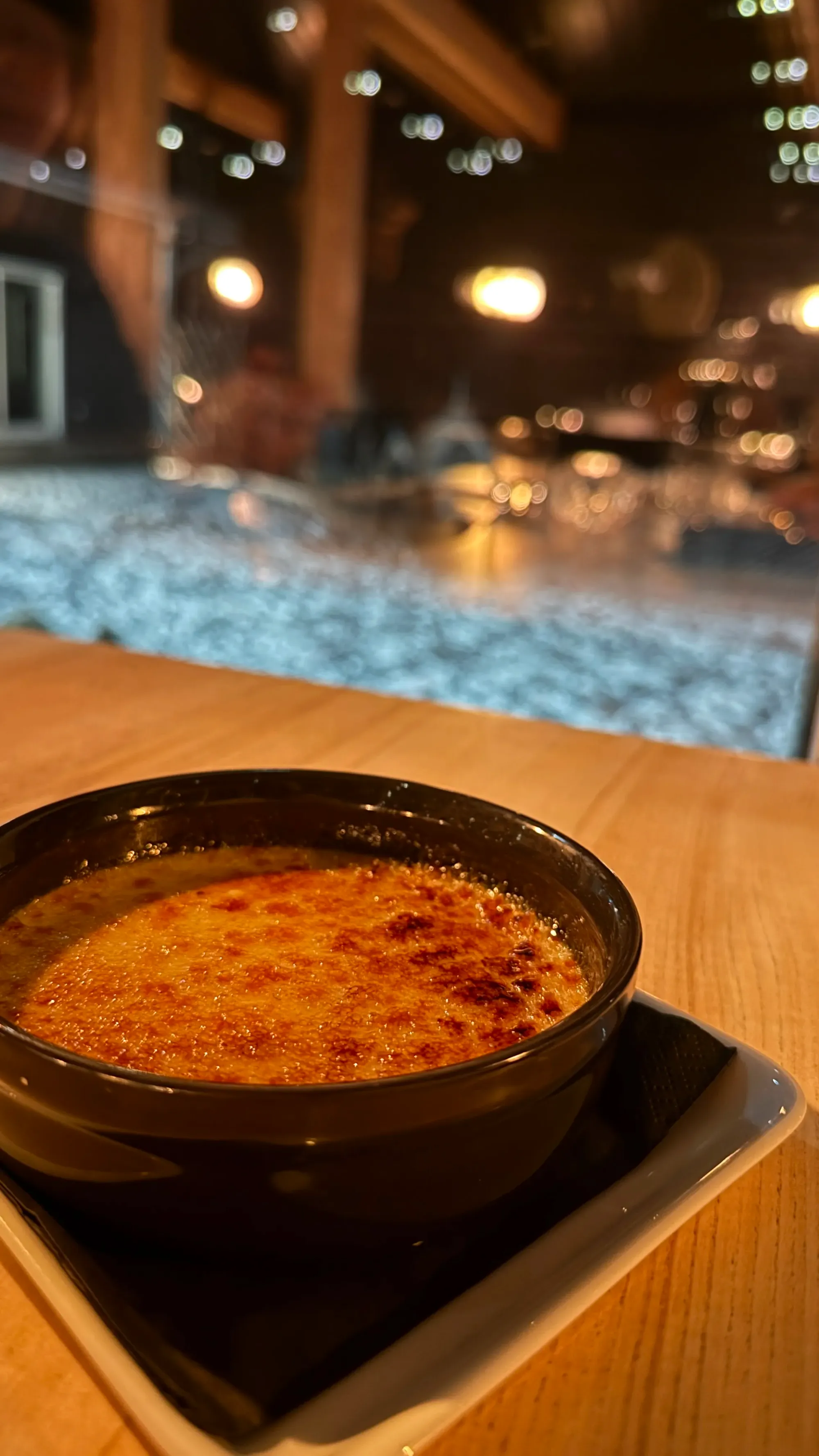 芬蘭Levi玻璃屋|漫天星空 Jacuzzi 北極光舞動 馴鹿陪食飯✨❄️💑