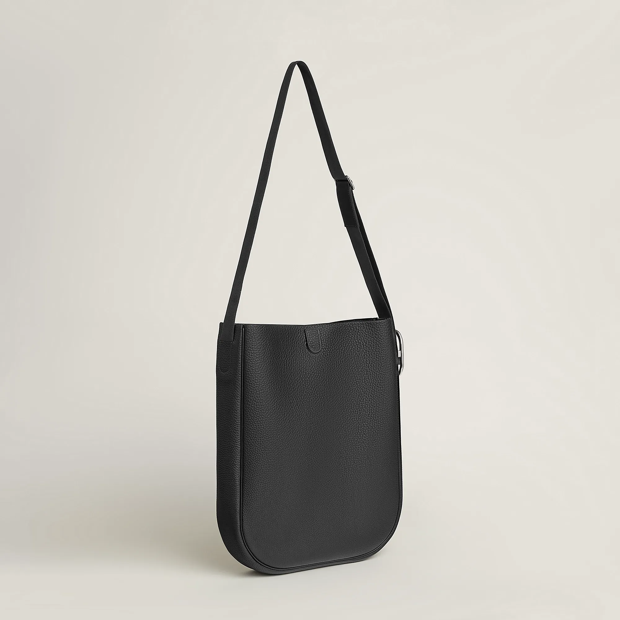 Hermès|2025春夏新寵Ancrage 低調黑袋 劉宇寧都孭住🚢😎