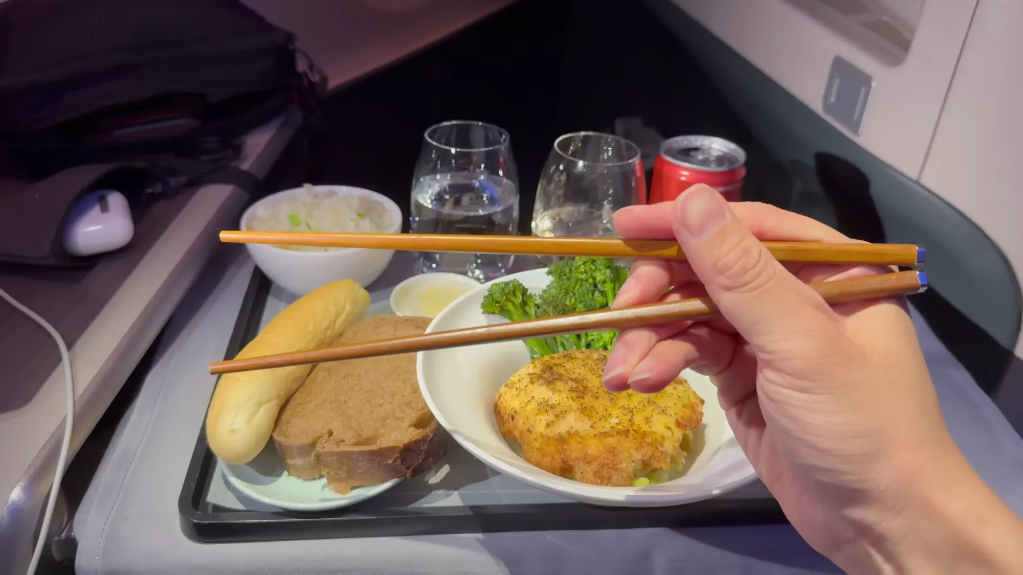 夜航餐飲安排:Express Service 有乜影響?