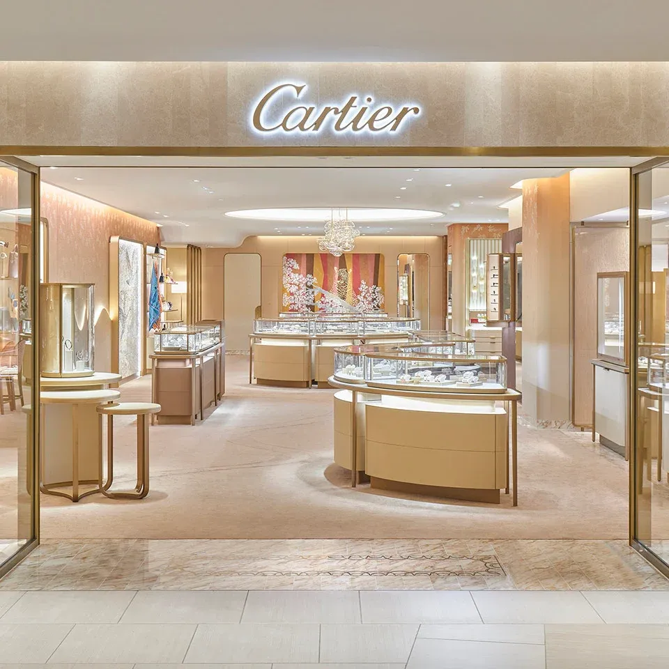 日本 Cartier 專門店一直係海外旅客熱門購物地點之一,加價後嘅價格吸引力再次成為討論焦點。
