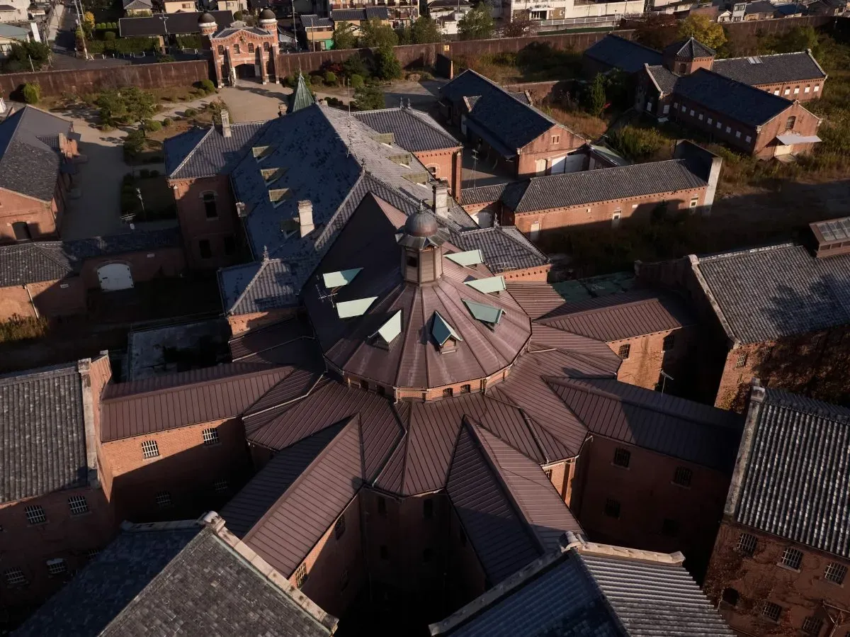 放射狀監舍仍然保留 建築本身就係體驗一部分