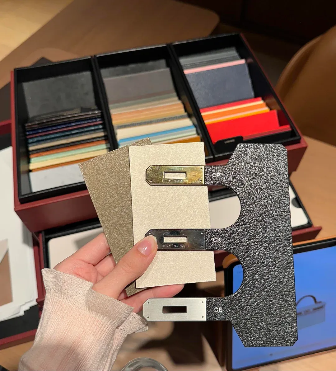 網民發文徵詢意見SO Mini Kelly點揀好